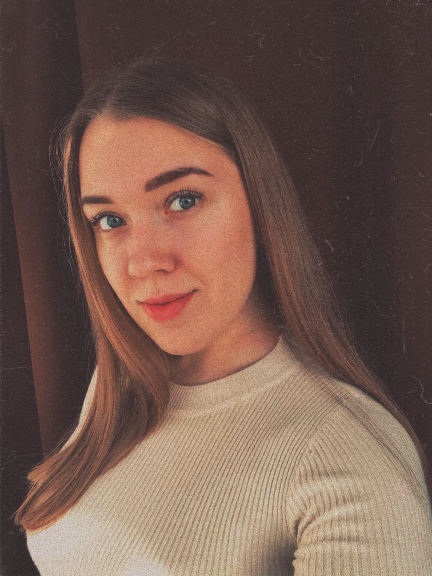 Собакина Анна Александровна - начальник лагеря телефон 89115109210.